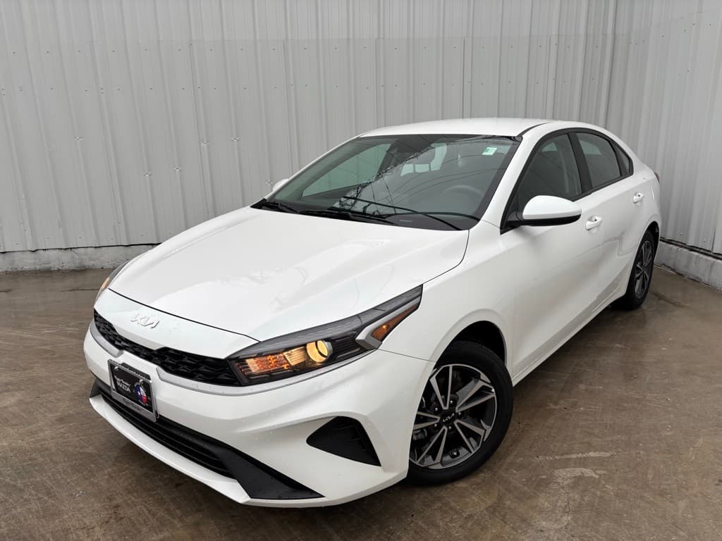 2023 Kia Forte LXS