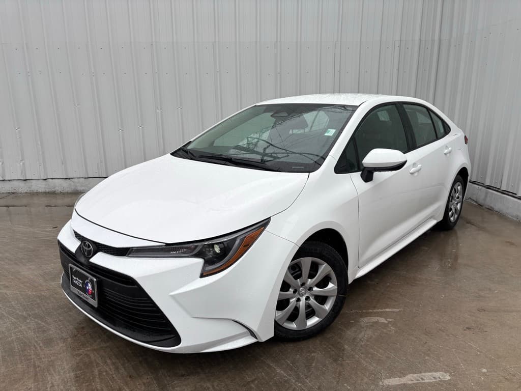 2025 Toyota Corolla LE