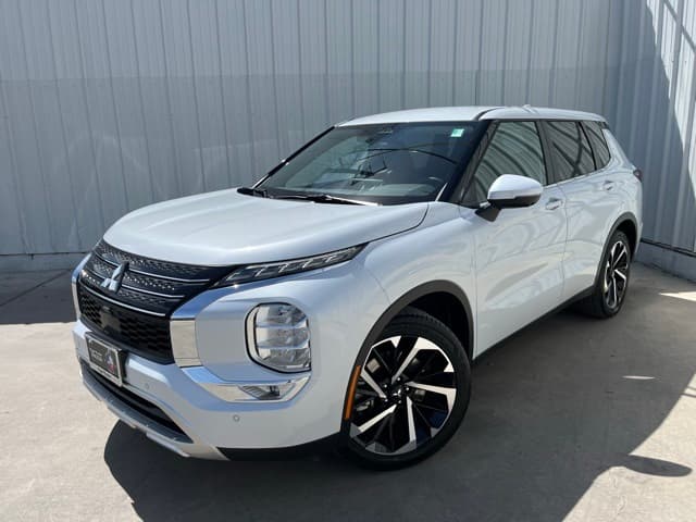 2024 Mitsubishi Outlander 