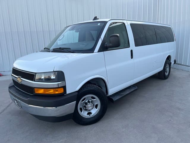 2022 Chevrolet Express 3500 LT