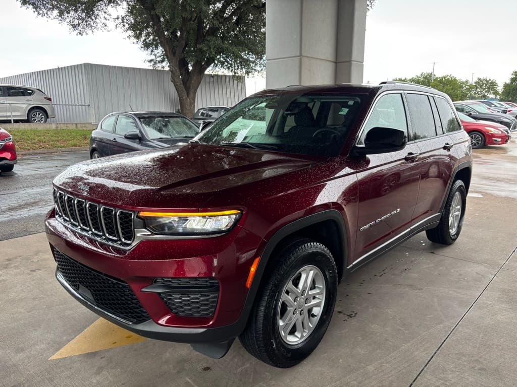 2023 Jeep Grand Cherokee Laredo