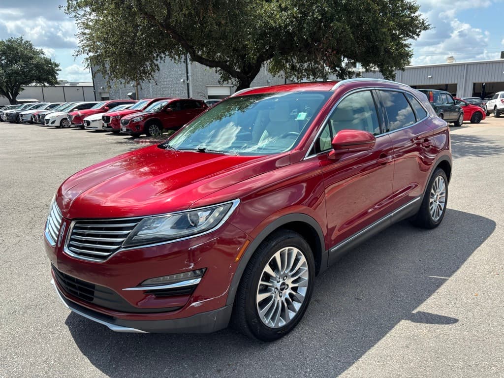 2015 Lincoln MKC Base