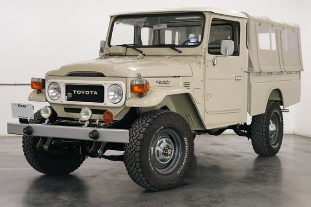 1983 Toyota Land Cruiser Base