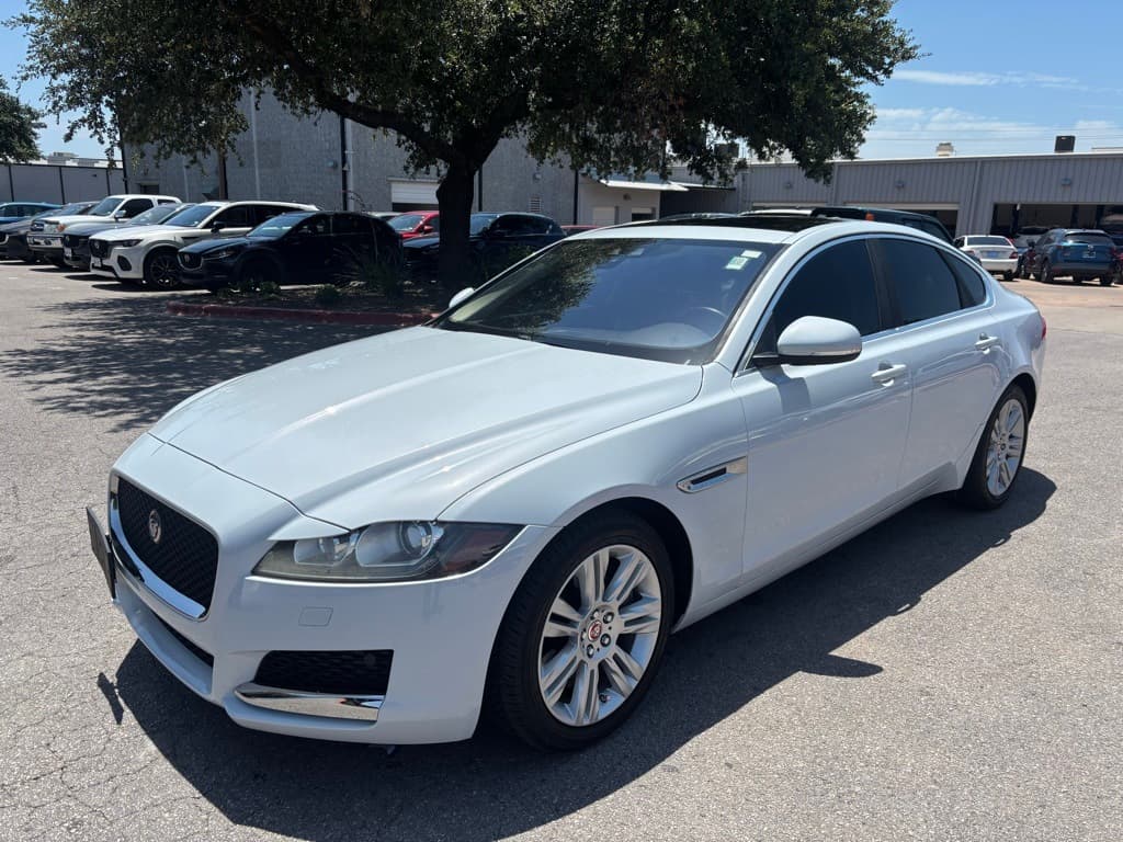 2017 Jaguar XF 35t Premium